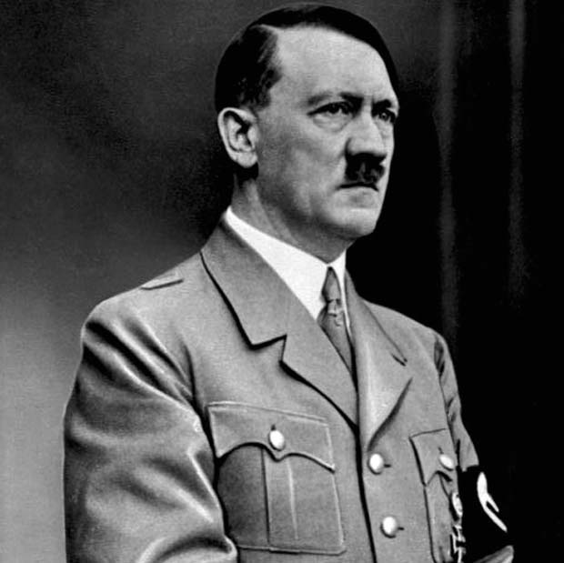 187-Bundesarchiv_Bild_183-S33882,_Adolf_Hitler_retouched