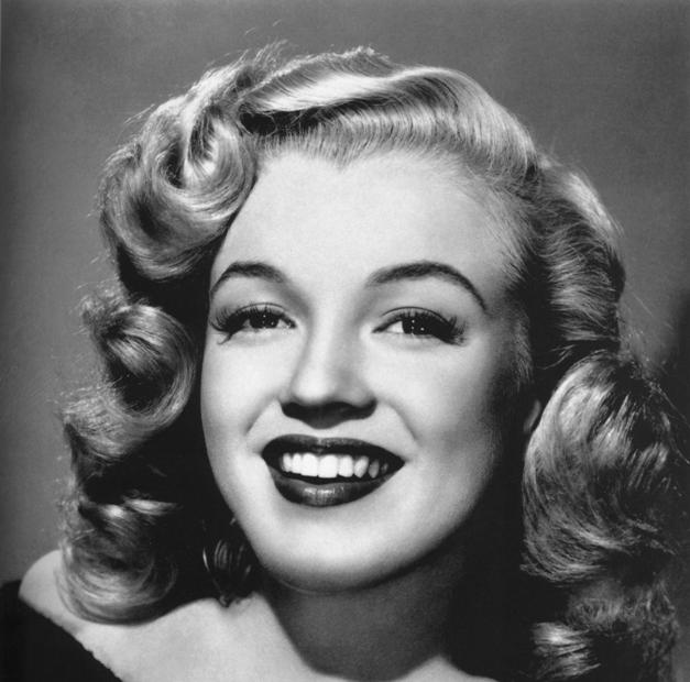 Marilyn_Monroe_-_publicity